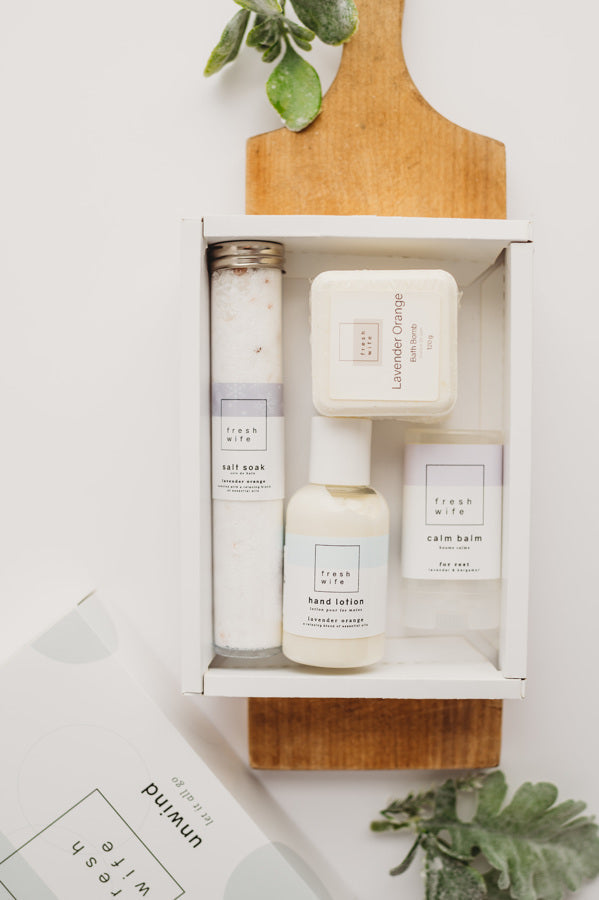 Unwind Gift Set